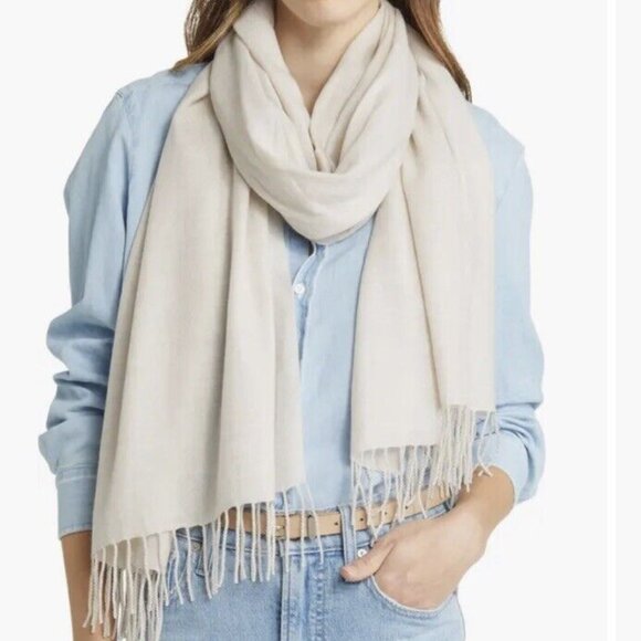 CRISTINA CHITI Cream Herringbone Fringed Wool & Cashmere Scarf Made in Ita… - Picture 1 of 6